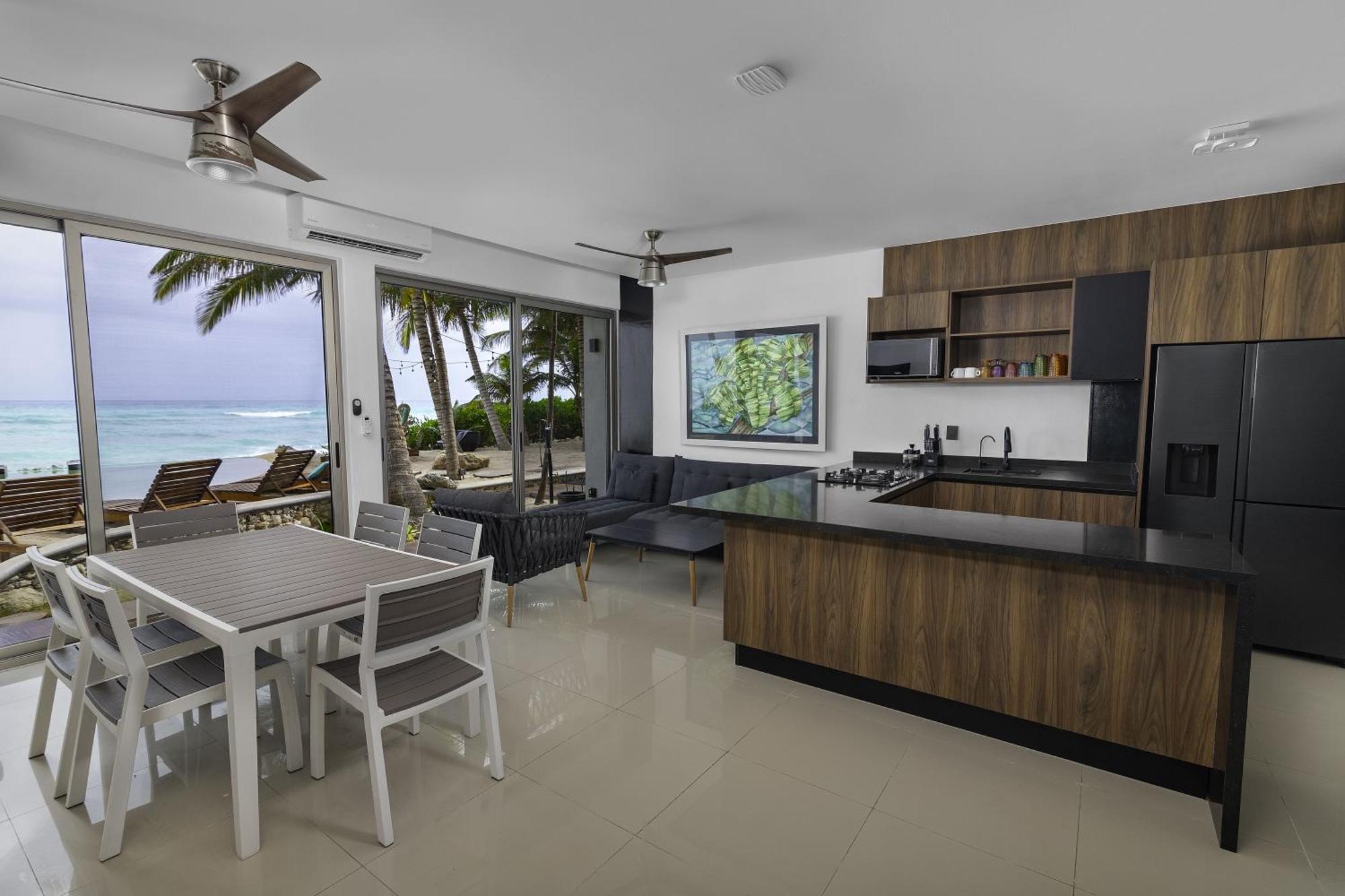 Angelina 28 Beachfront And Family Apartments - Modern And Relaxing Long Stays - 20 Min From Cancun Airport Puerto Morelos Eksteriør bilde