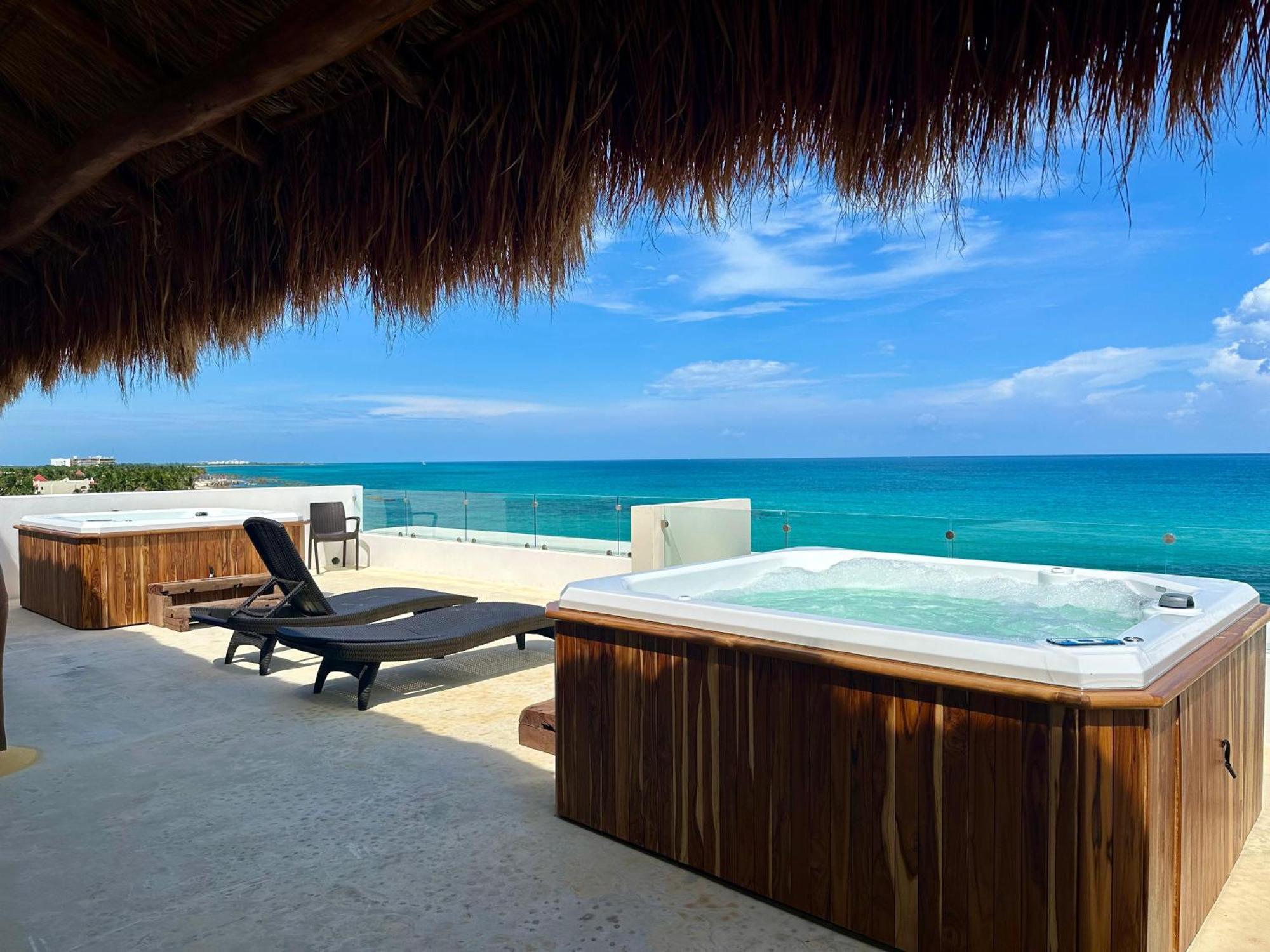 Angelina 28 Beachfront And Family Apartments - Modern And Relaxing Long Stays - 20 Min From Cancun Airport Puerto Morelos Eksteriør bilde